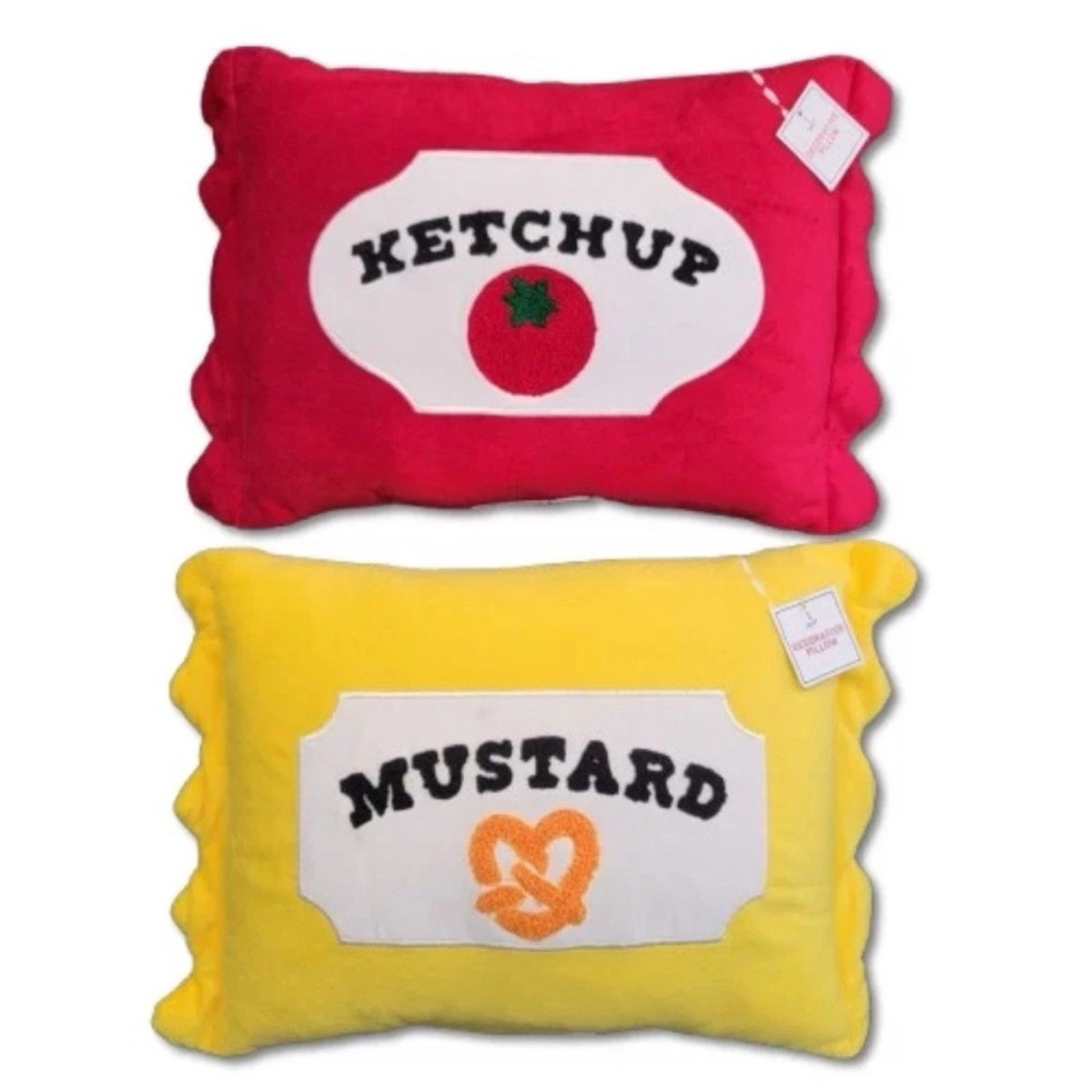 New Ketchup & Mustard Pillows from Target Accent Home Decor 14x10x2 NWT SEALED